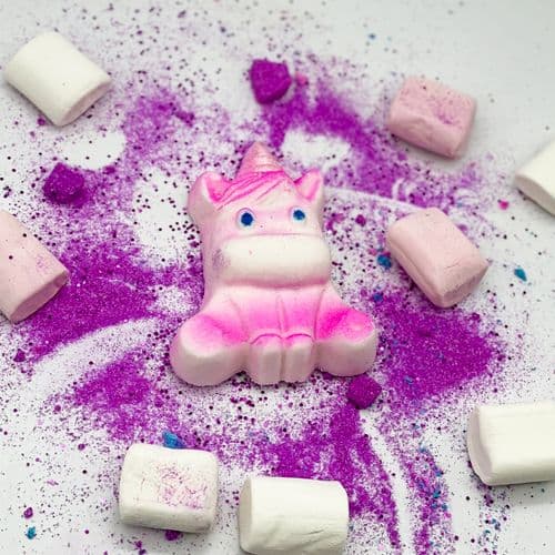 Chubby unicorn bath bomb